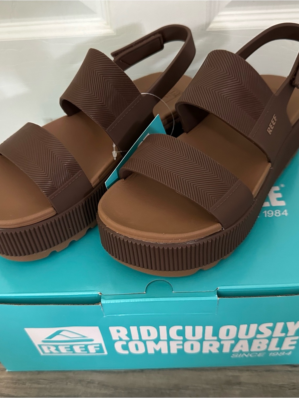 Reef Women’s Brown Platform Sandals - Water Vista Higher - NEW with Tags - Picture 2 of 5